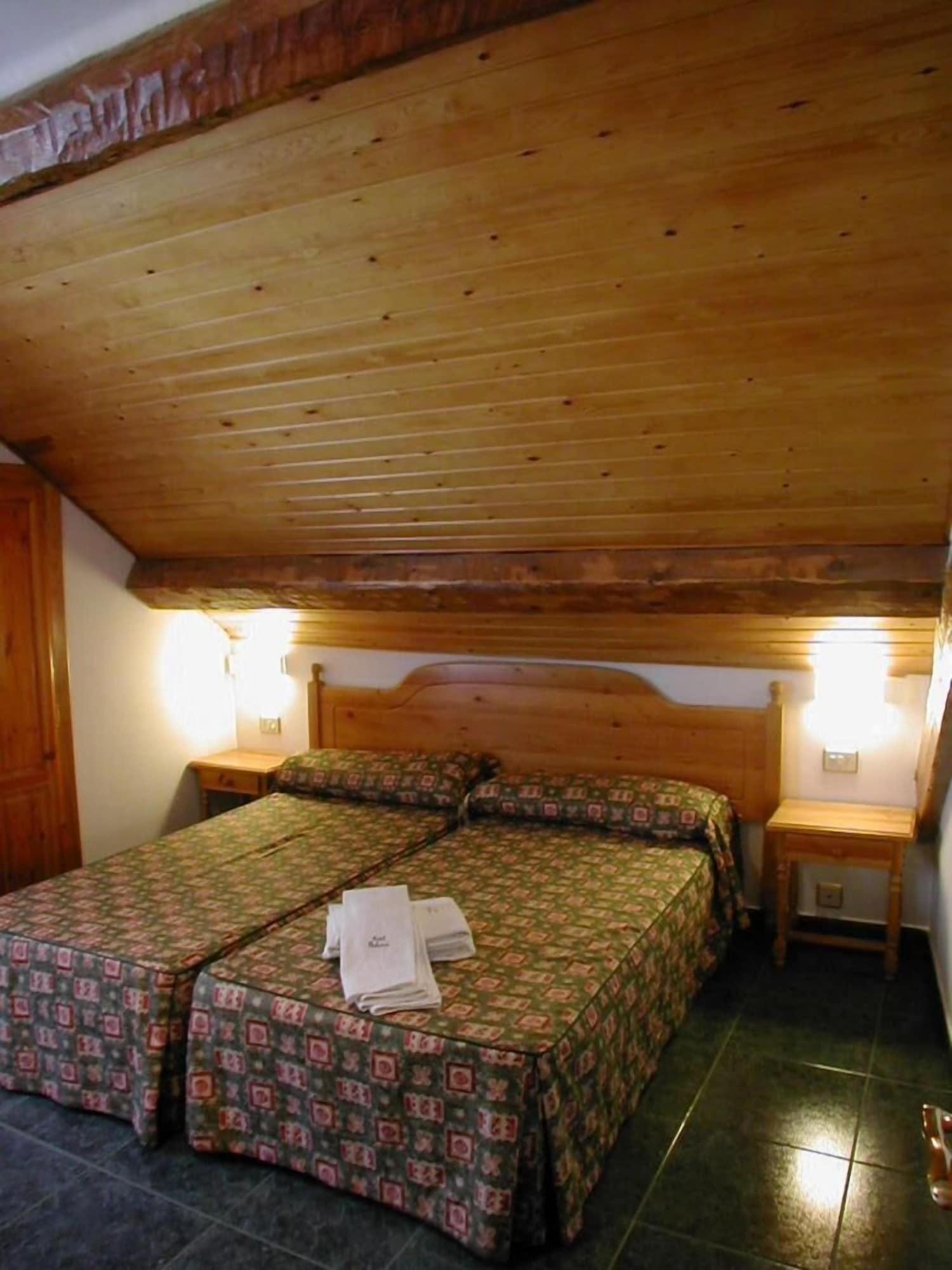 Gabarre Hotell Broto Exteriör bild