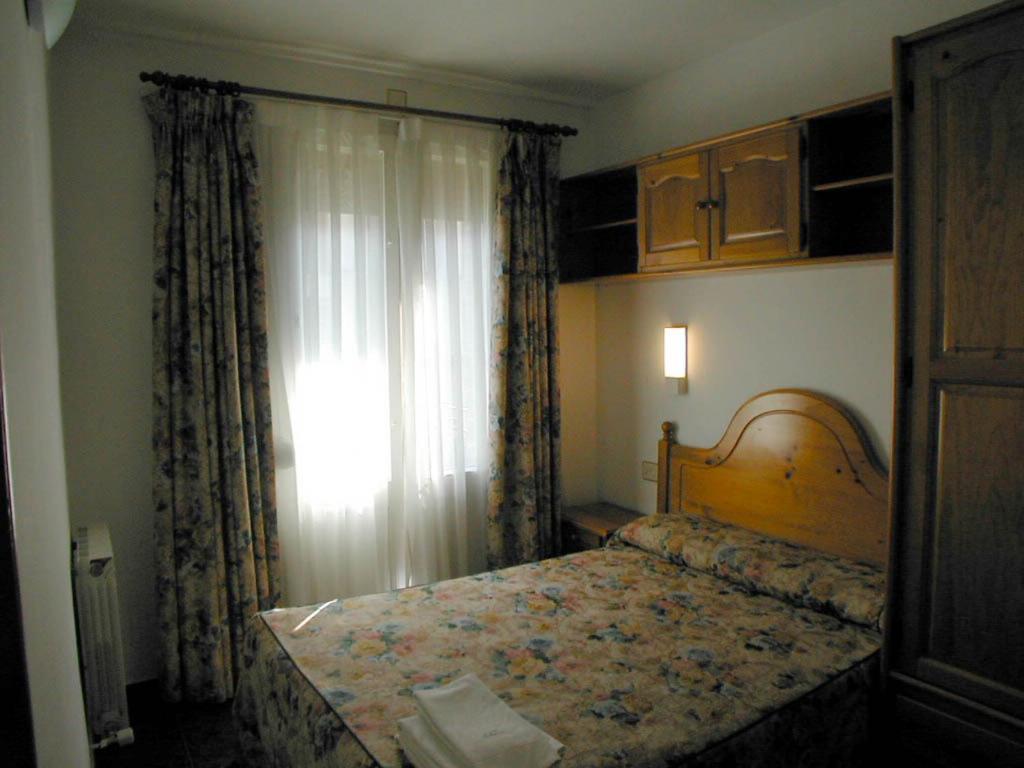 Gabarre Hotell Broto Rum bild